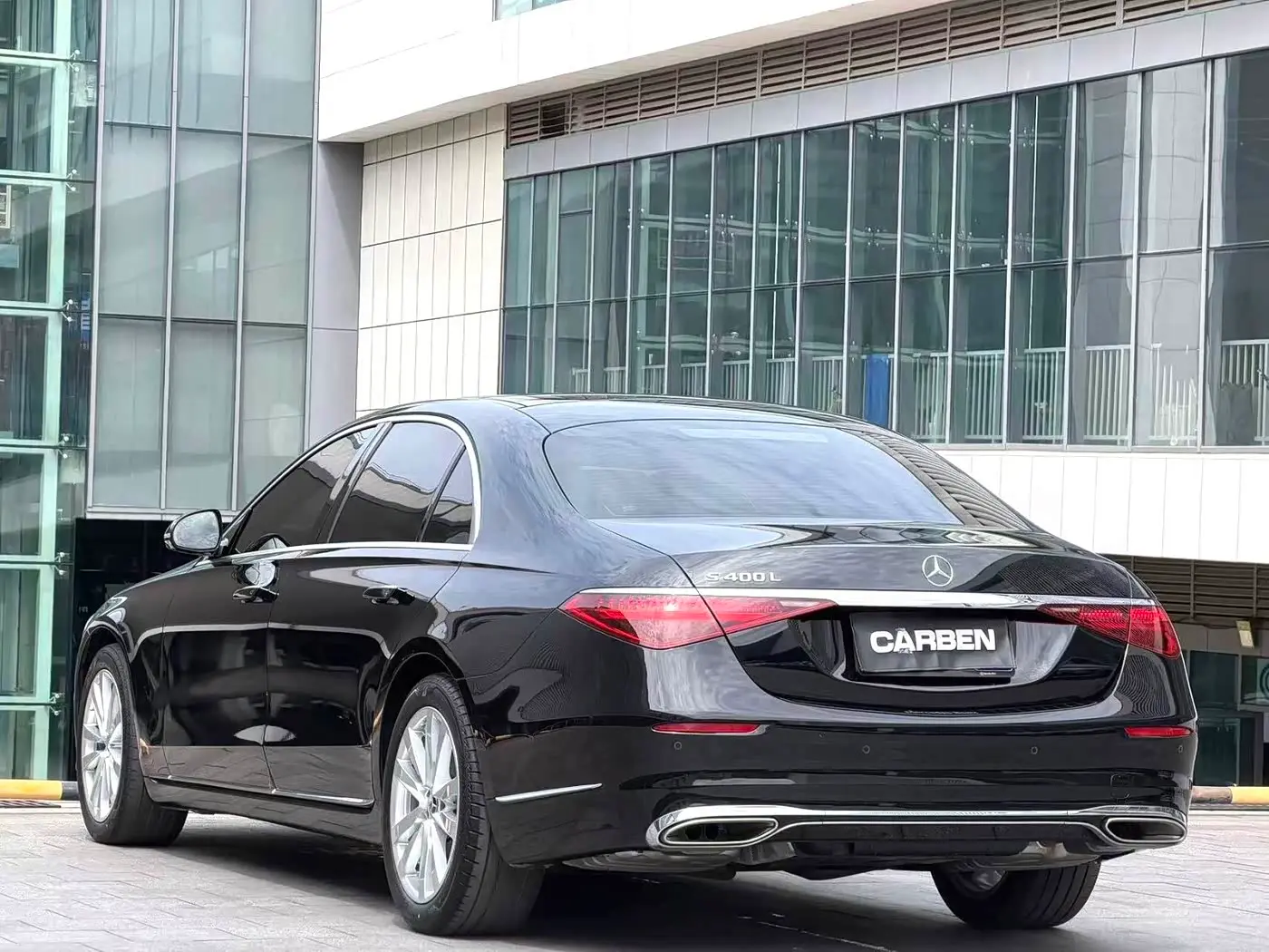 Mercedes-Benz S-Class 2024 — Photo 13/15