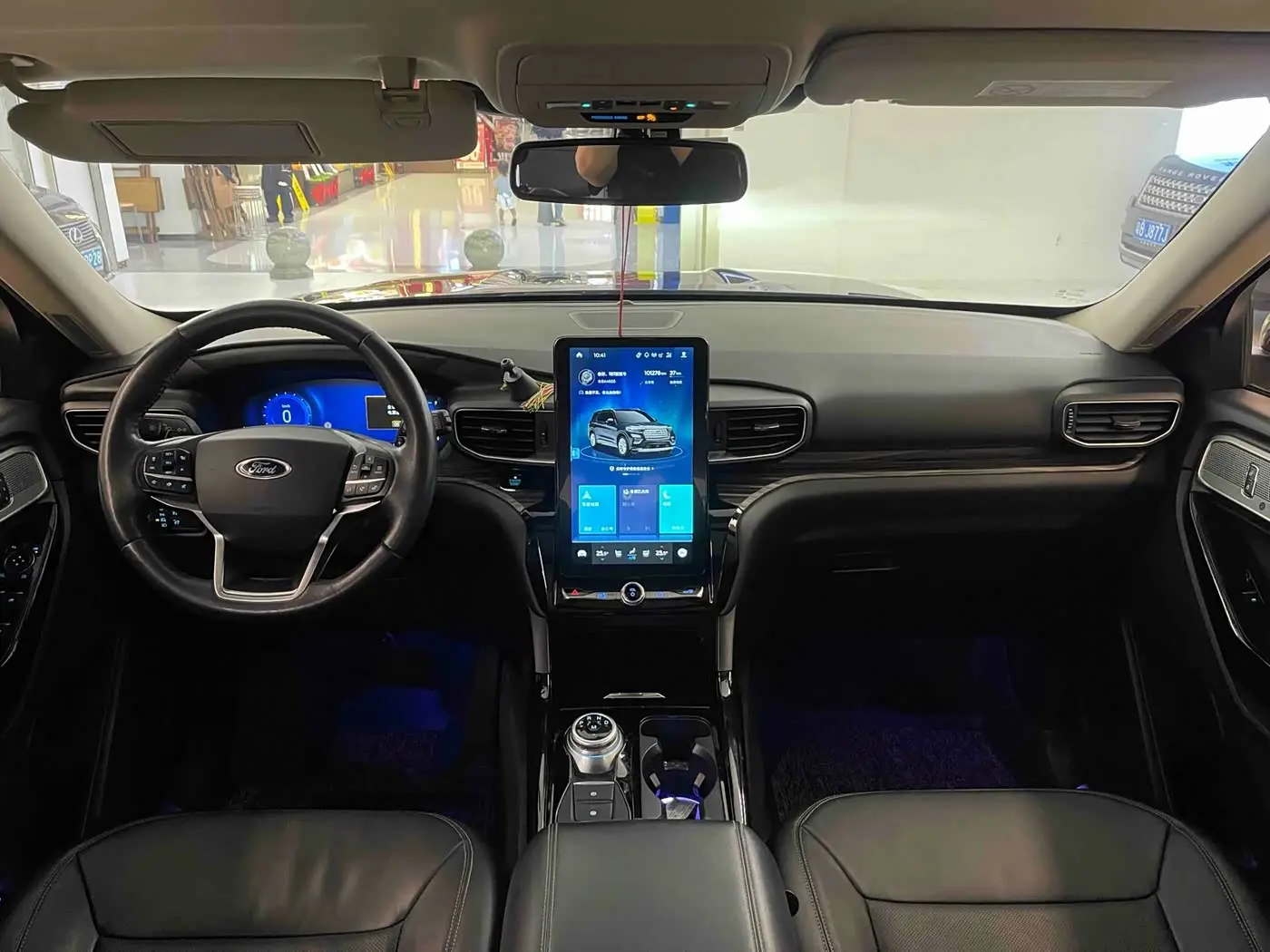 Ford Explorer 2020 — Şəkil 10/17