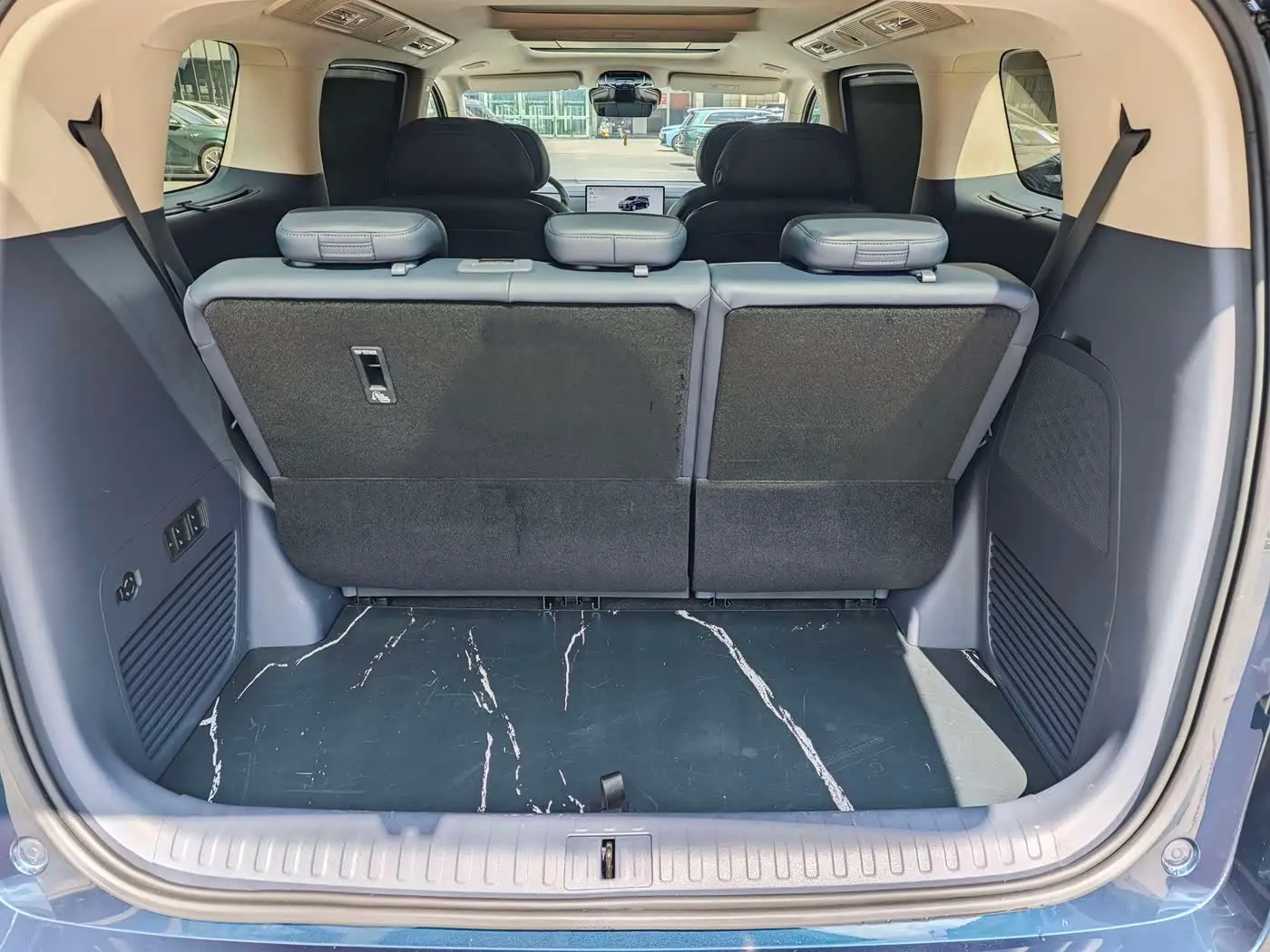 Voyah Auto Voyah Dreamer 2025 — Photo 17/20