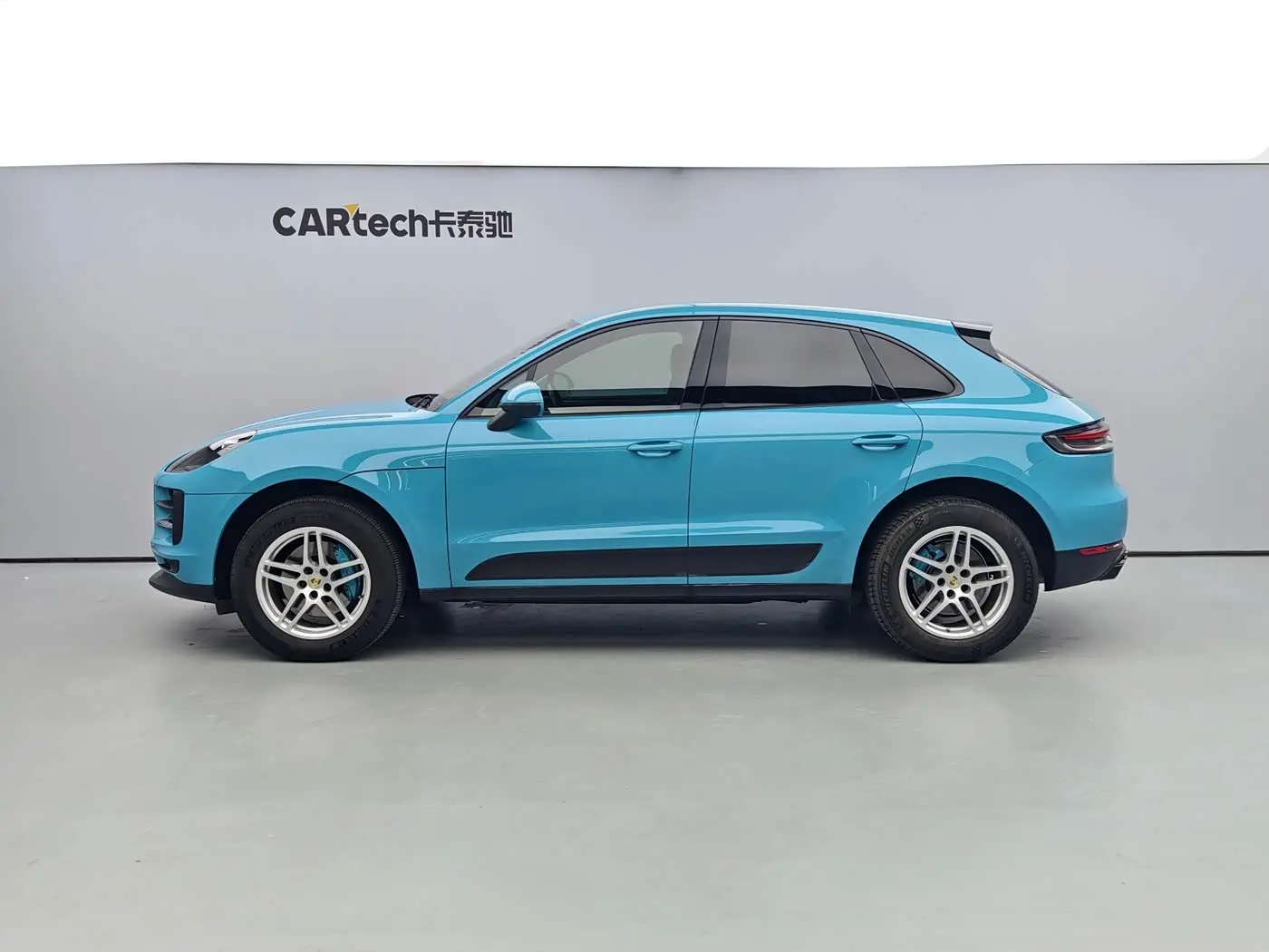 Porsche Macan 2021 — ფოტო 3/12