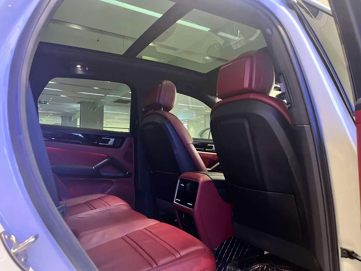 Porsche Cayenne 2019 — Şəkil 7/15
