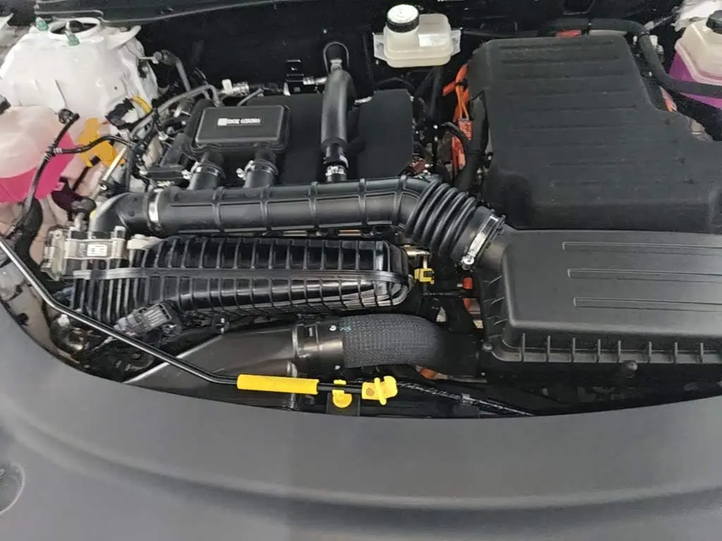 BYD Hai Bao 05 DM-i 2025 — Photo 20/20