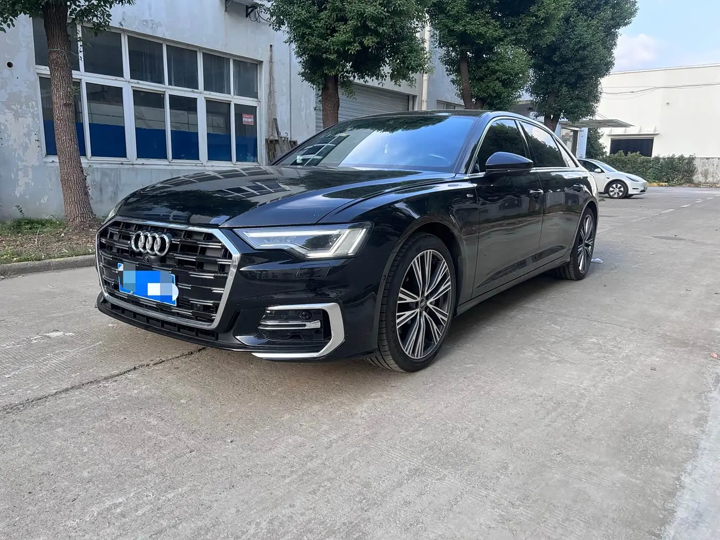 Audi A6L 2024 — Şəkil 1/15