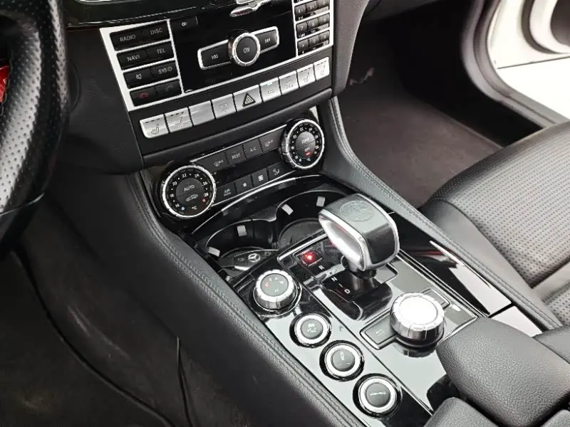 Mercedes-Benz CLS AMG 2013 — Фото 10/12