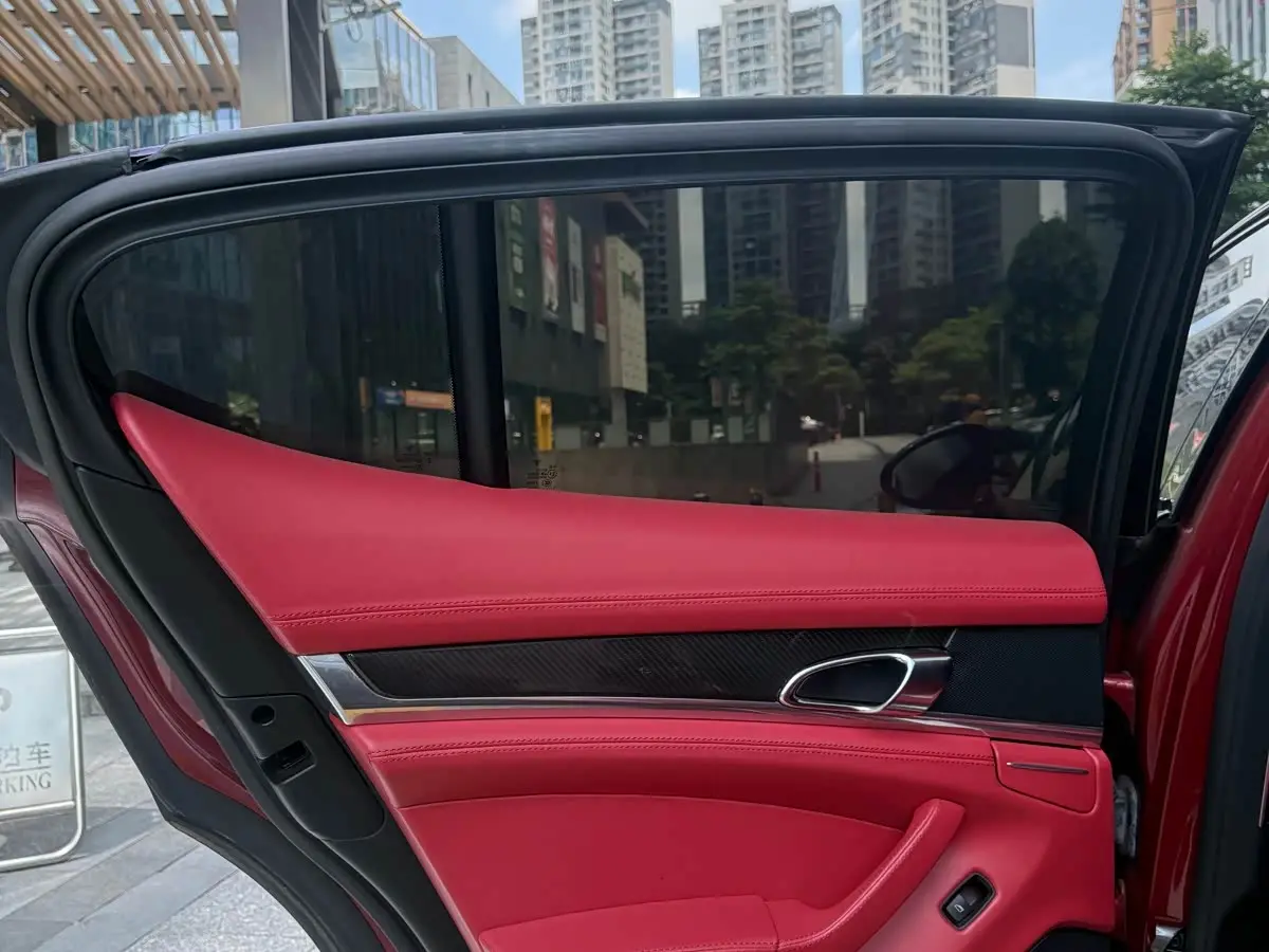 Porsche Panamera 2013 — Photo 11/20