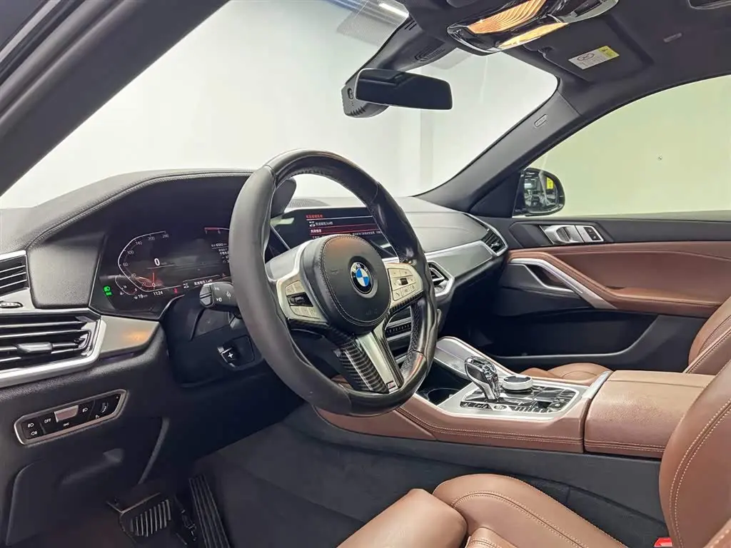 BMW X6 2021 — Фото 14/20