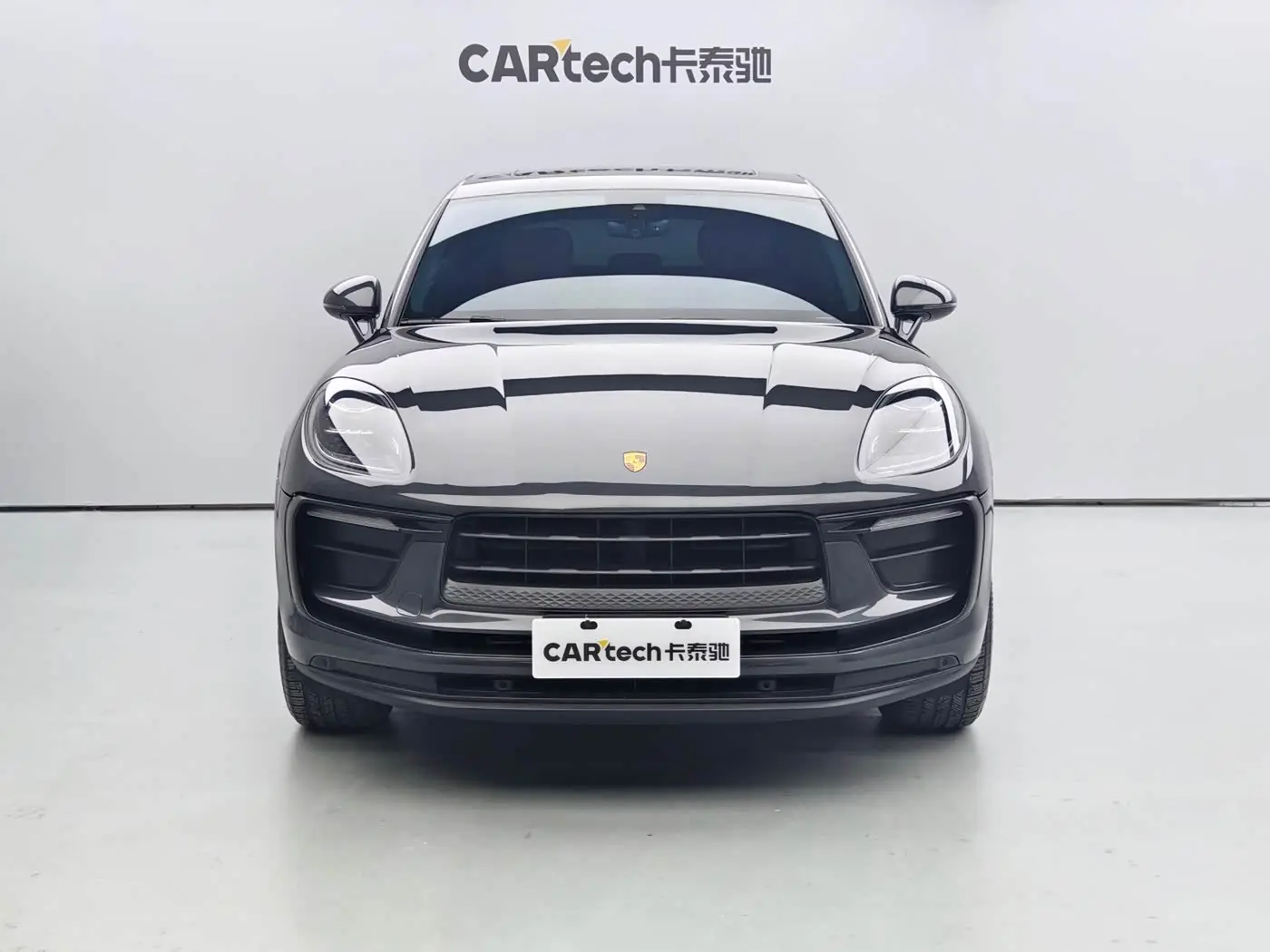 Porsche Macan 2022 — Photo 3/18