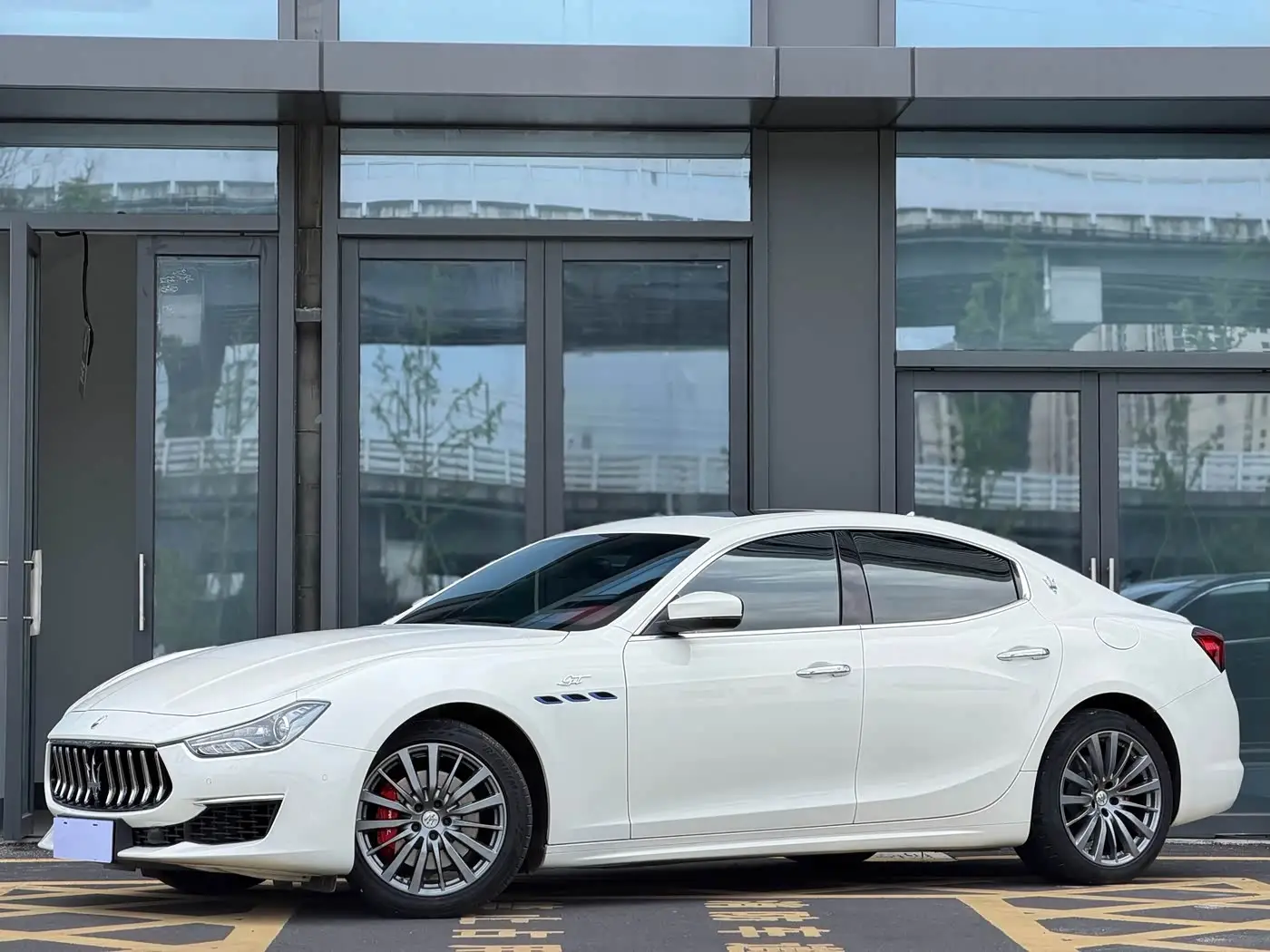 Maserati Ghibli, 2022