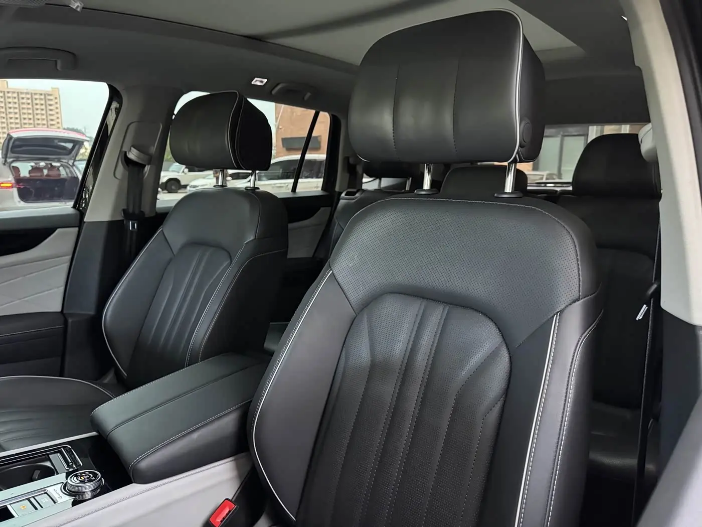 Volkswagen Teramont 2023 — Photo 18/20