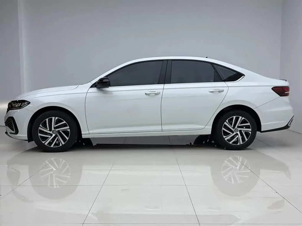 Volkswagen Lavida 2025 — Photo 8/20
