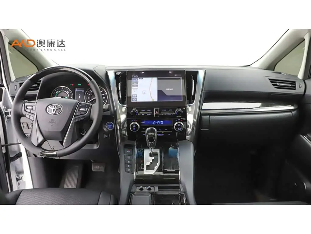 Toyota Vellfire 2023 — Photo 5/11