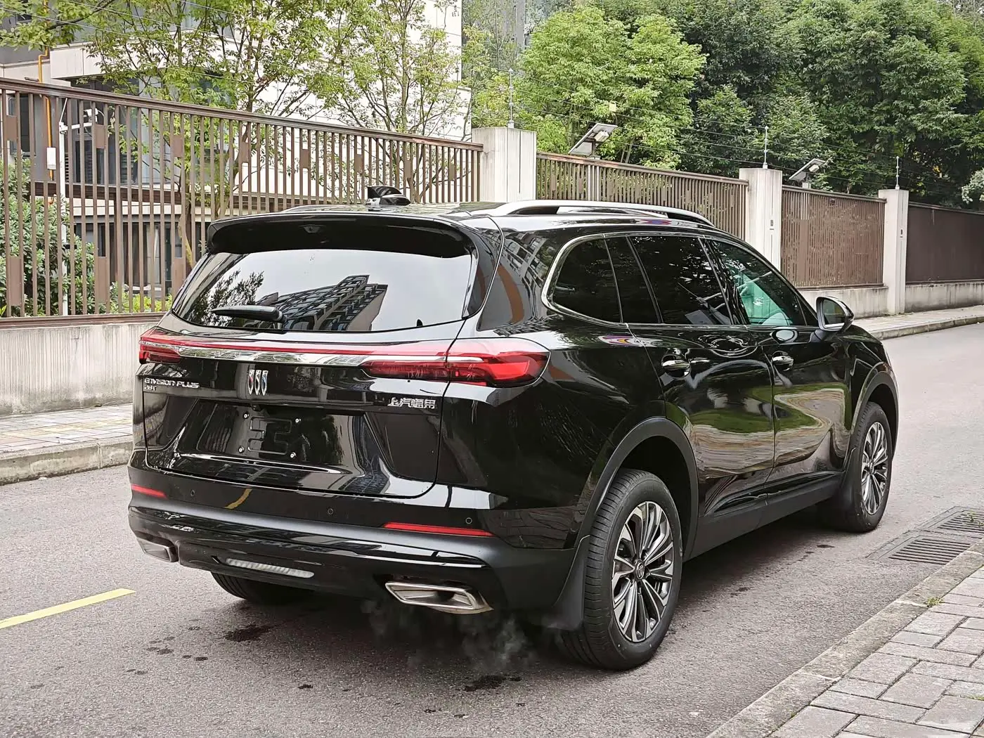 Buick Envision Plus 2026 — Photo 9/20