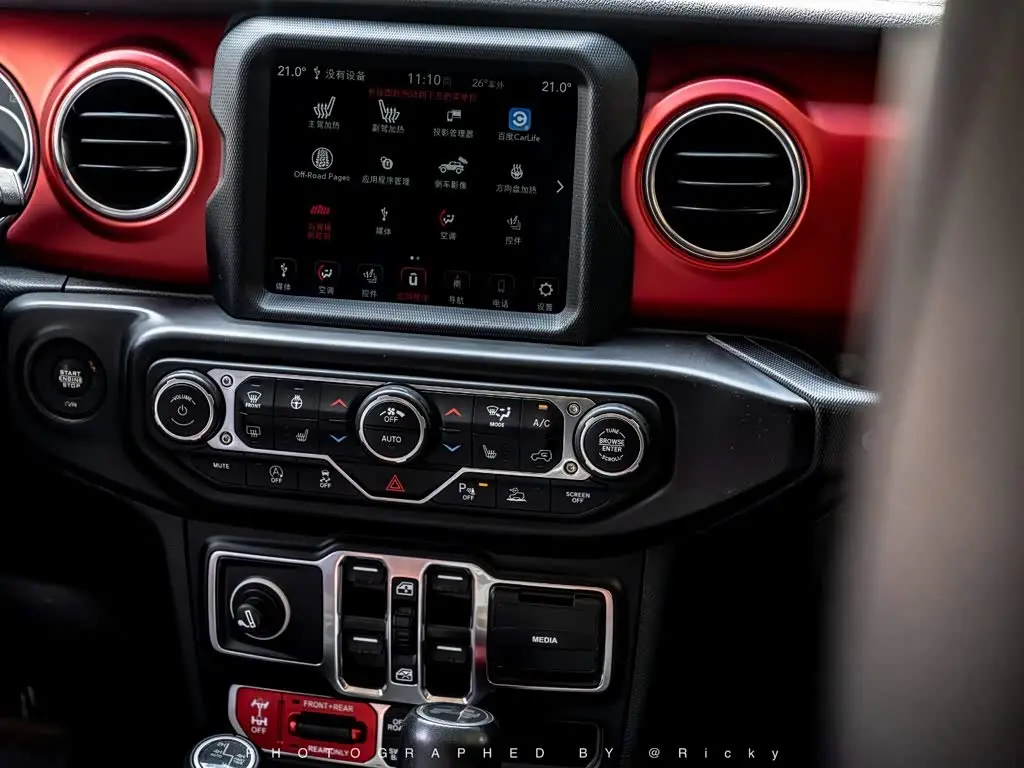 Jeep Wrangler 2021 — Фото 7/14