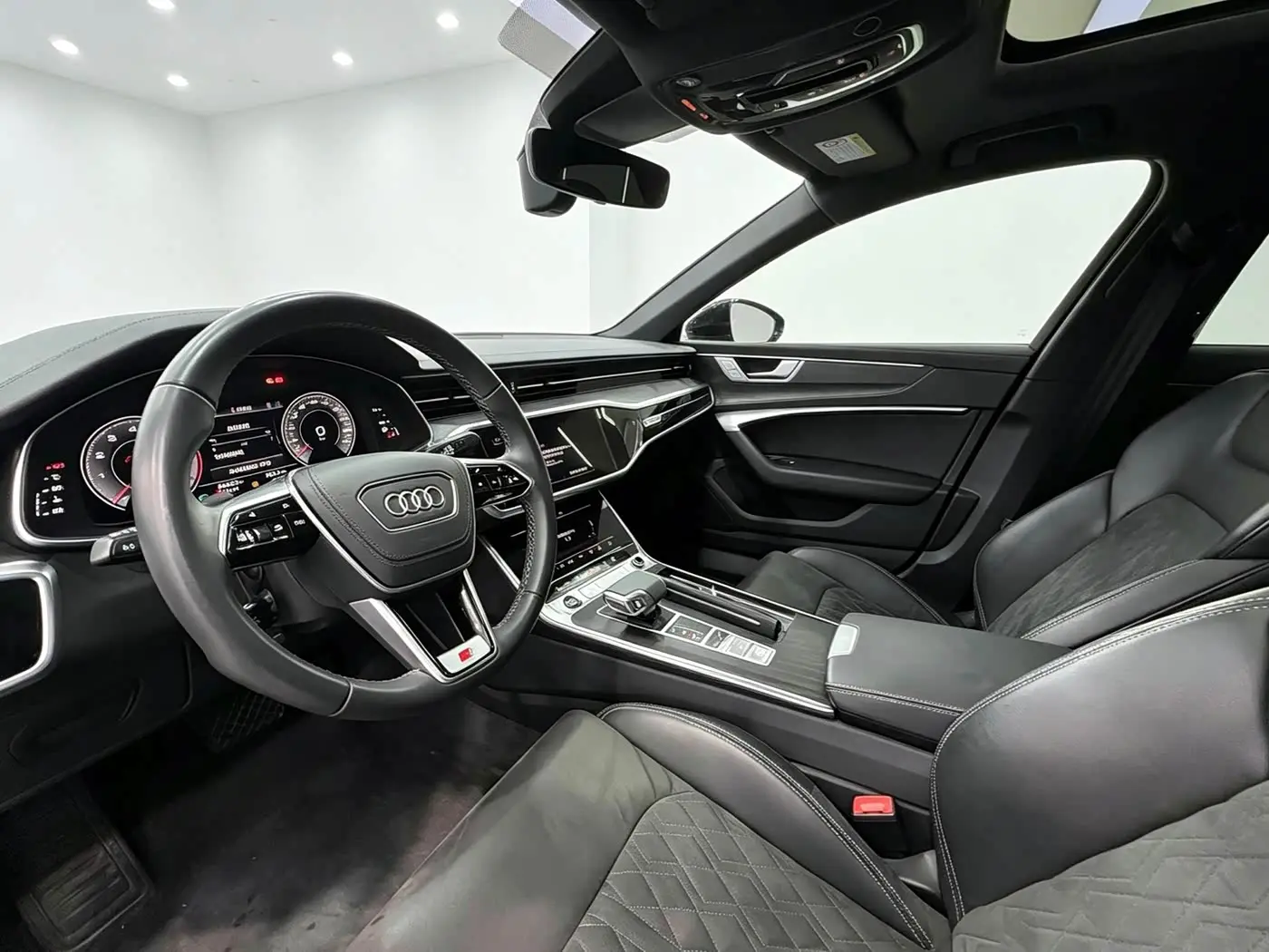 Audi A6L 2024 — Photo 4/12