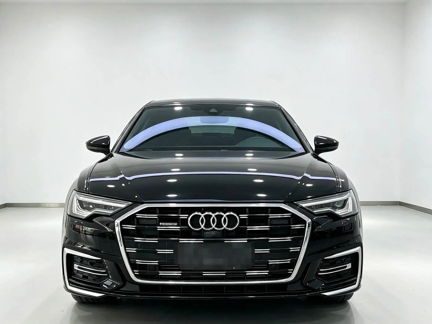 Audi A6L 2024 — Photo 2/12