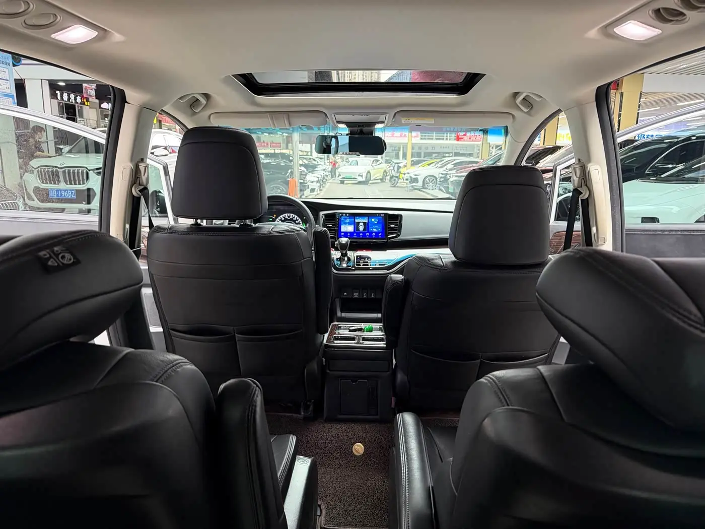 Honda Odyssey 2019 — Фото 18/20
