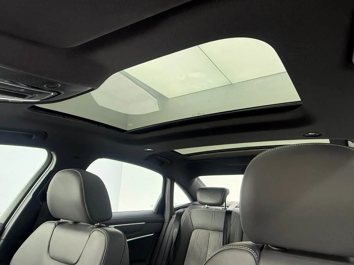 Audi A6L 2021 — Photo 16/16