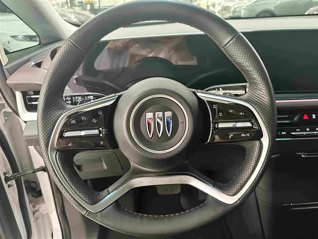 Buick Century 2024 — Photo 7/19