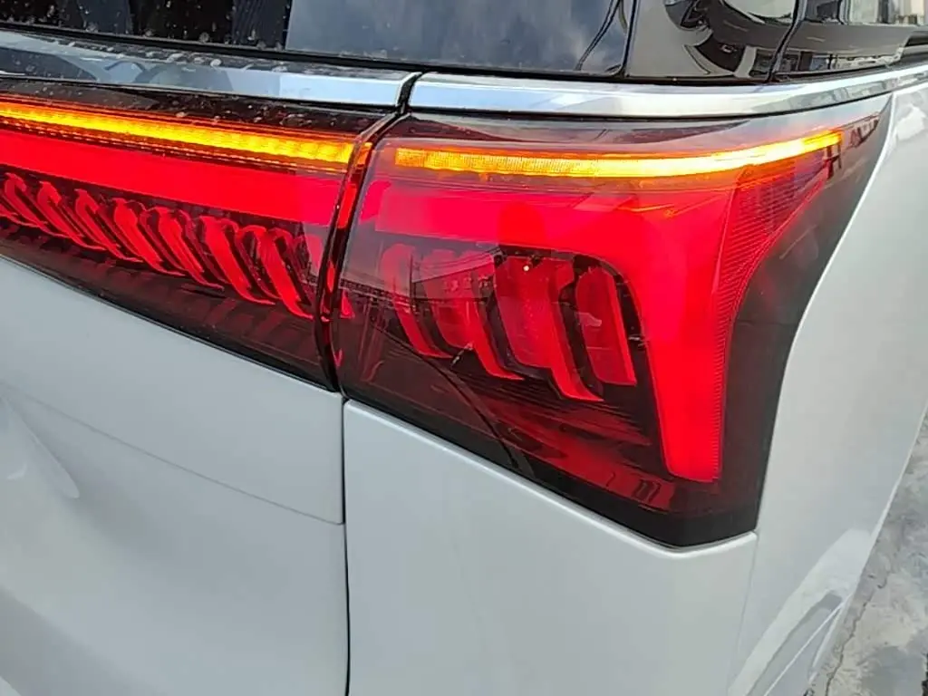 Buick Century 2024 — Photo 8/20
