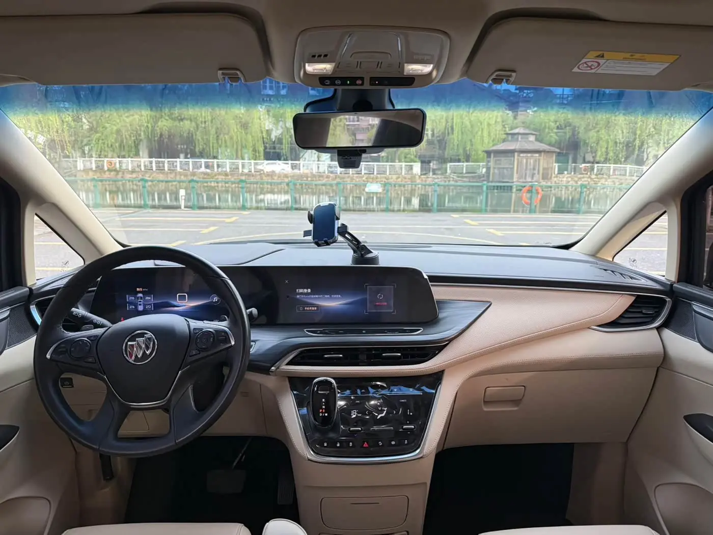 Buick GL8 2023 — ფოტო 5/13