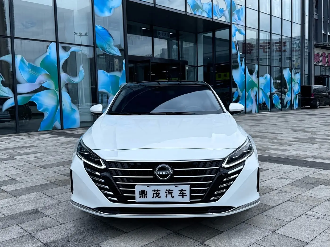 Nissan Teana 2023 — Photo 2/20