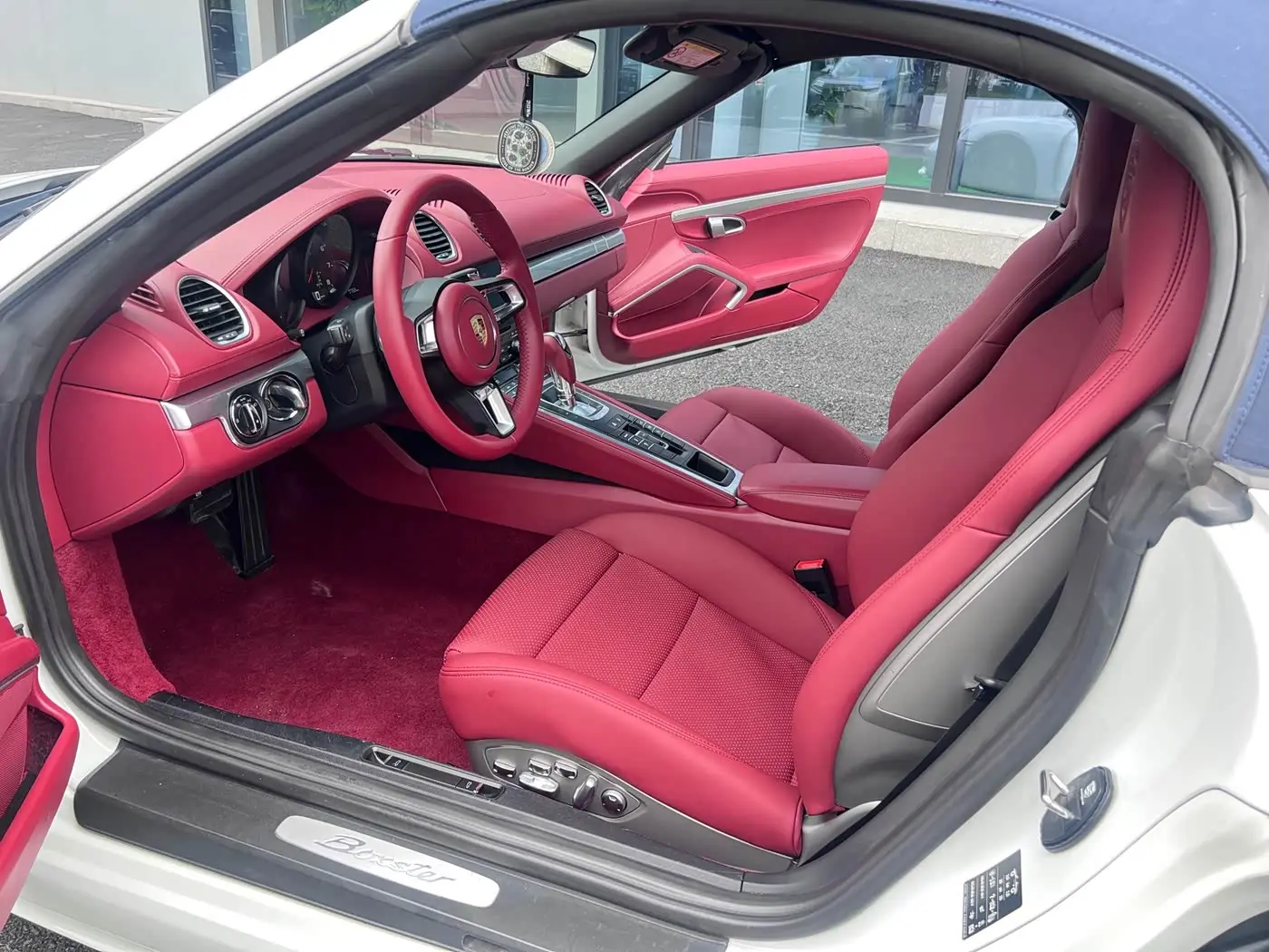 Porsche 718 2019 — Photo 8/20