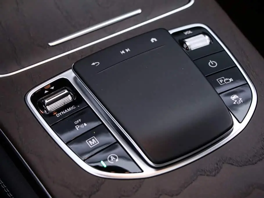 Mercedes-Benz GLC 2022 — Фото 11/20