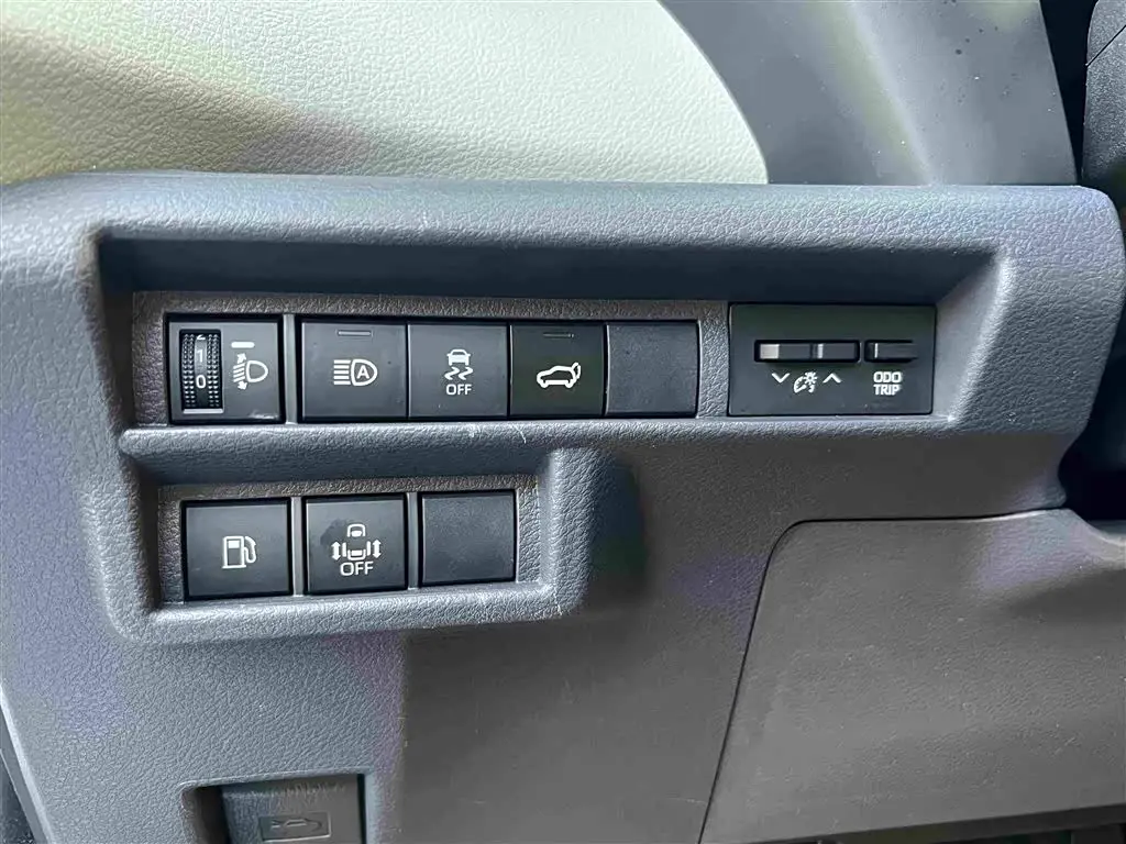 Toyota Sienna 2023 — Photo 15/20