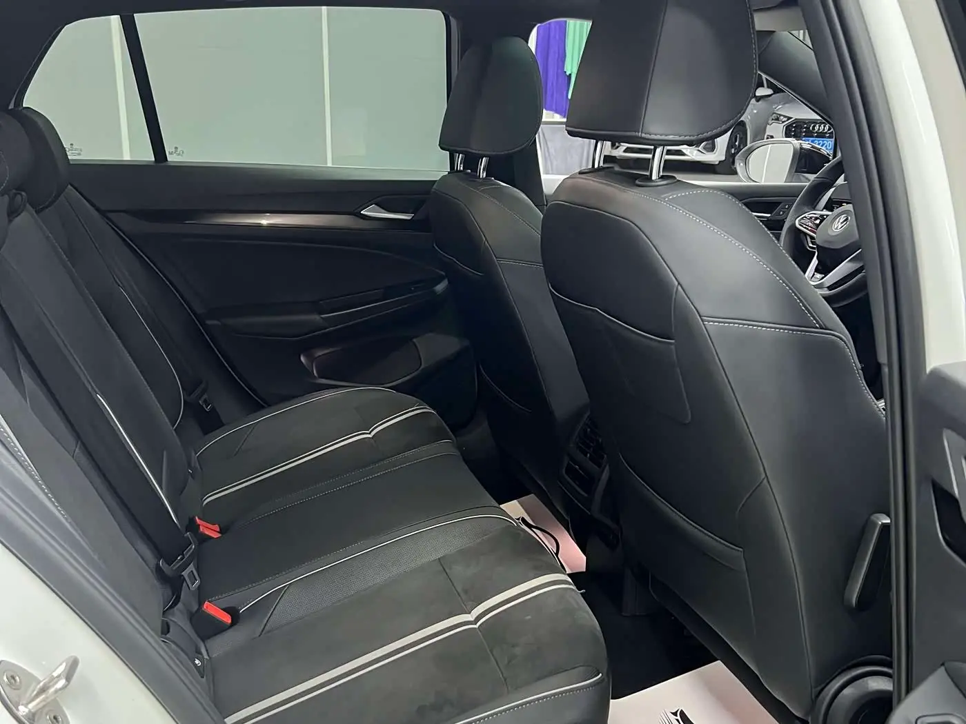 Volkswagen Golf 2022 — Photo 16/20