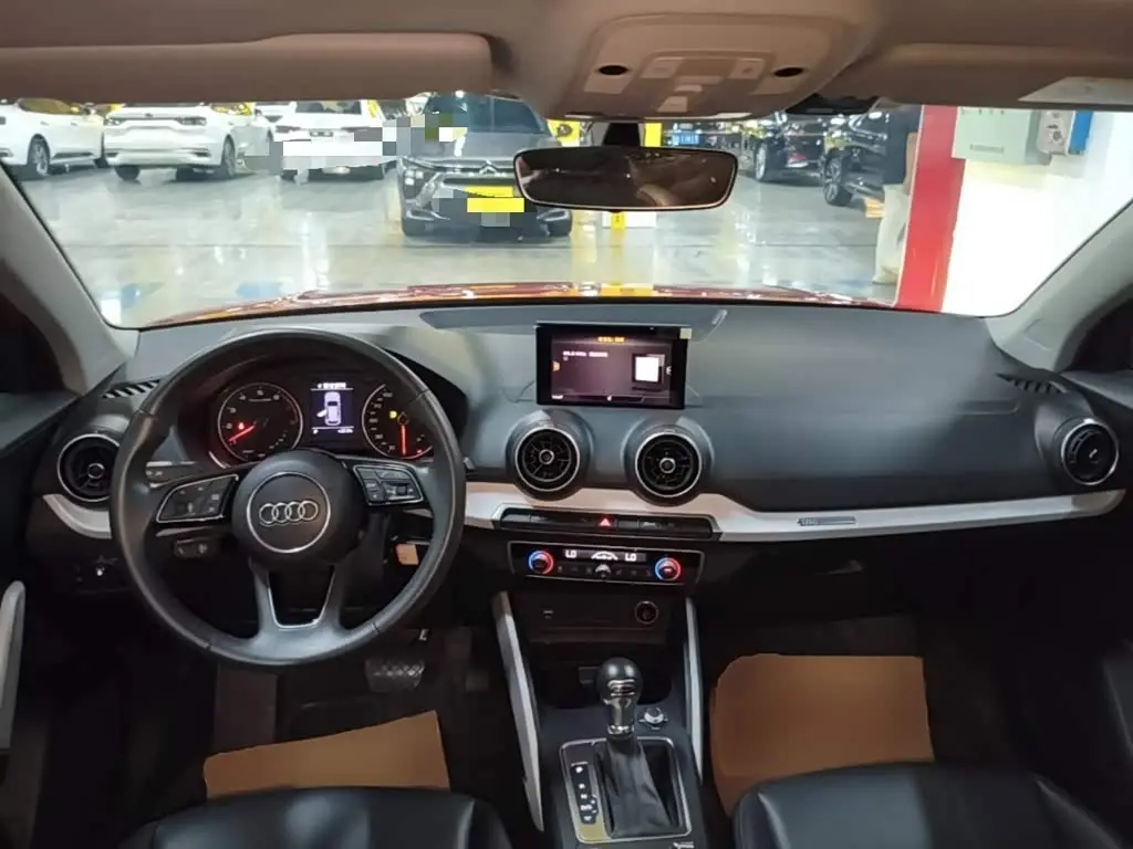 Audi Q2L 2019 — Photo 10/20