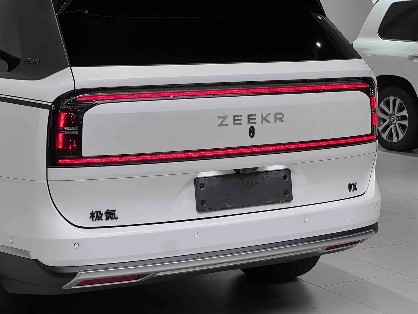 ZEEKR 9X 2026 — Photo 9/20