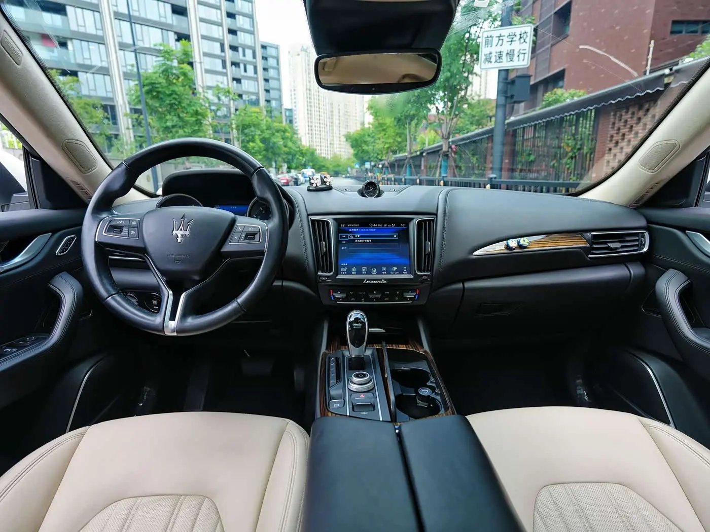 Maserati Levante 2017 — Şəkil 2/9