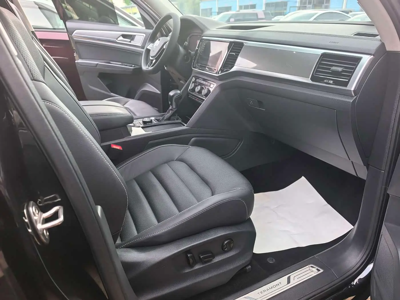 Volkswagen Teramont 2021 — Photo 10/18