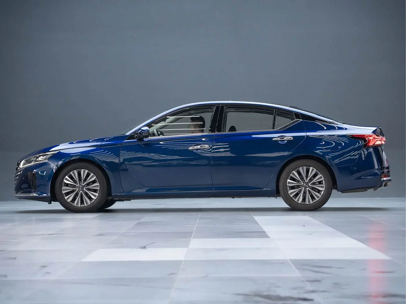 Nissan Teana 2023 — Photo 9/20