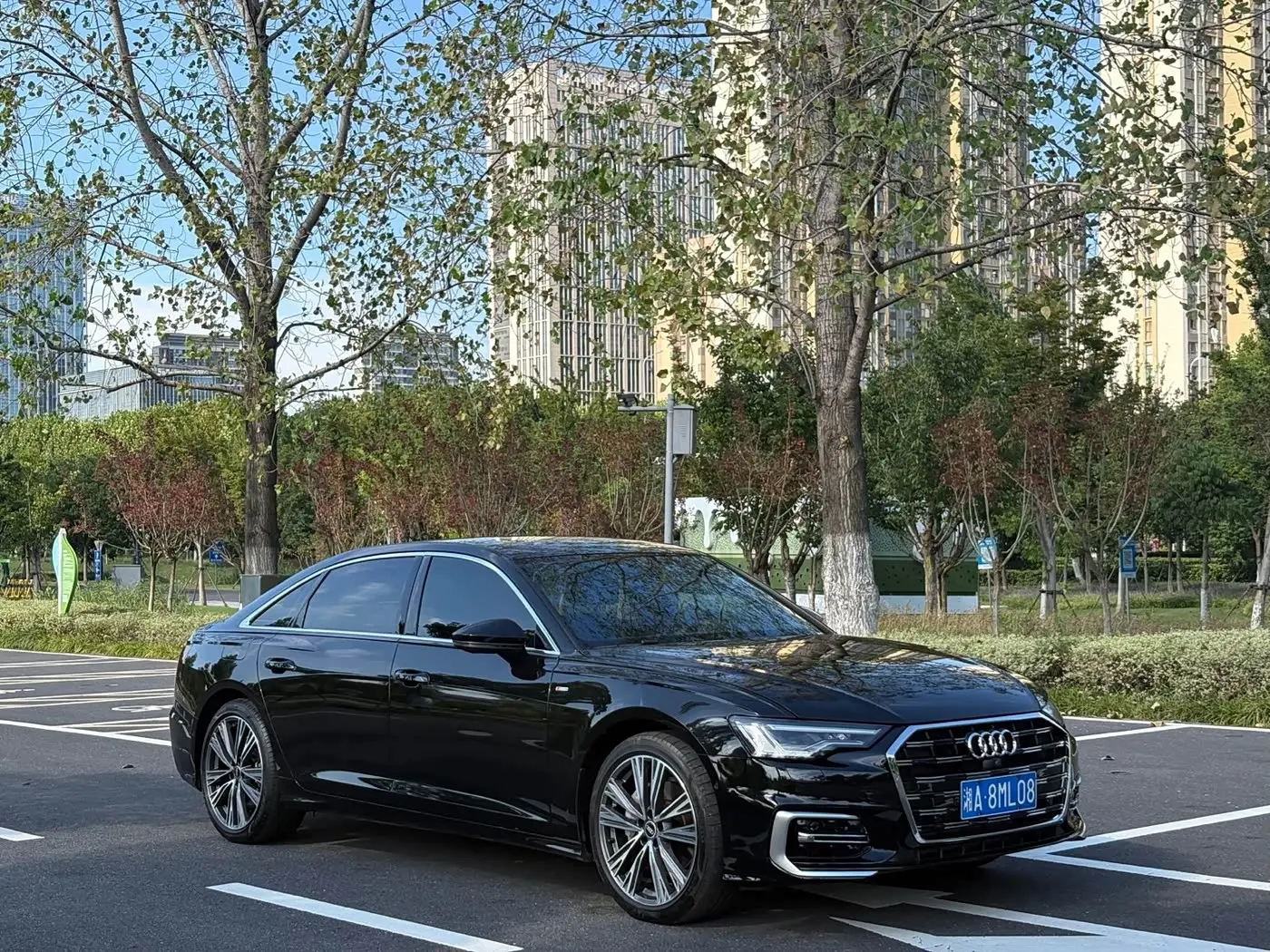 Audi A6L 2026 — Şəkil 1/17
