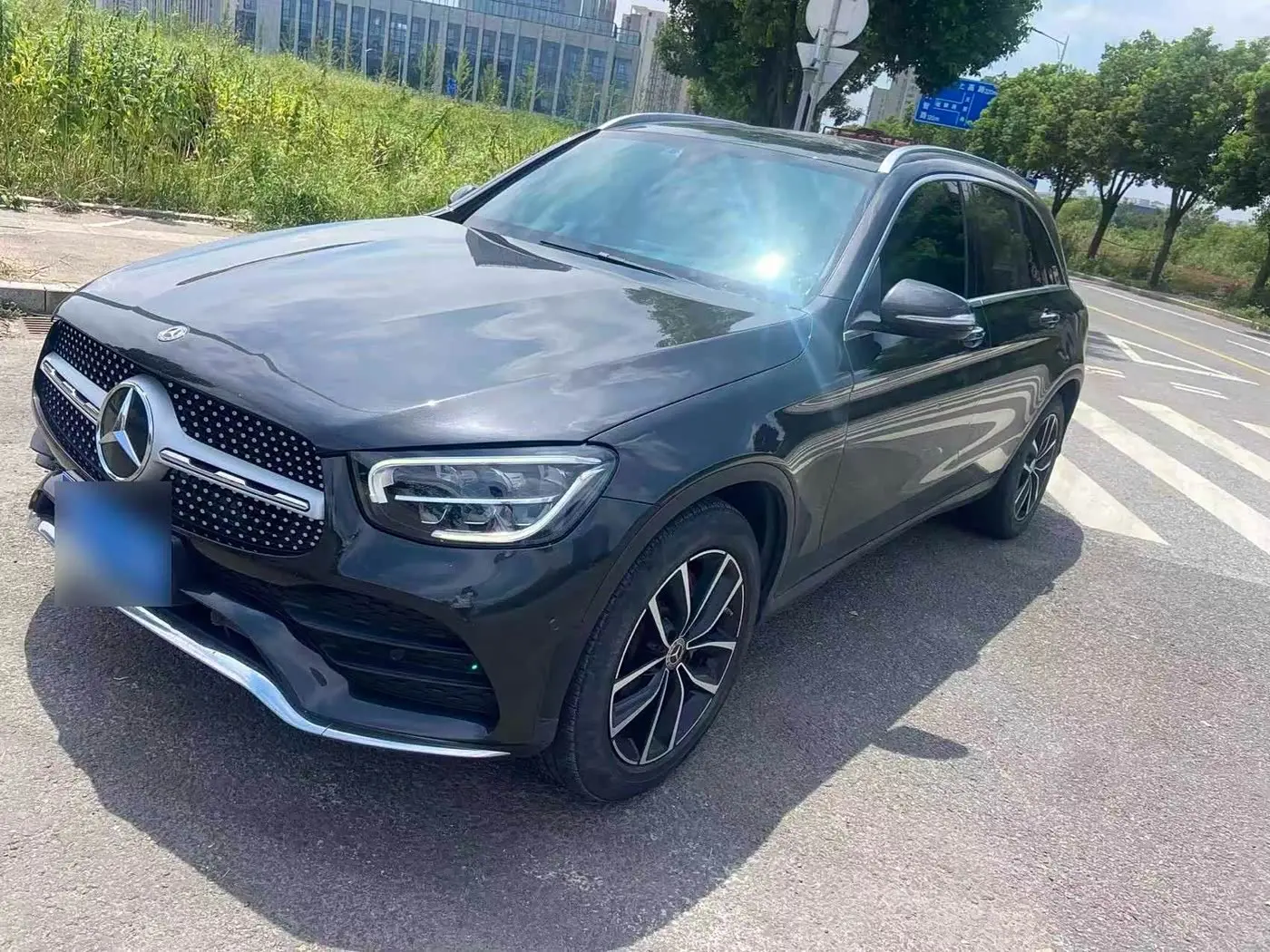 Mercedes-Benz GLC 2019 — Фото 1/8