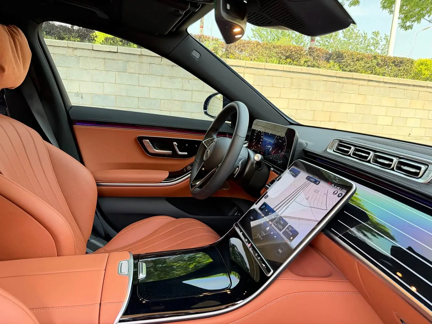 Mercedes-Benz S-Class 2024 — Photo 9/9