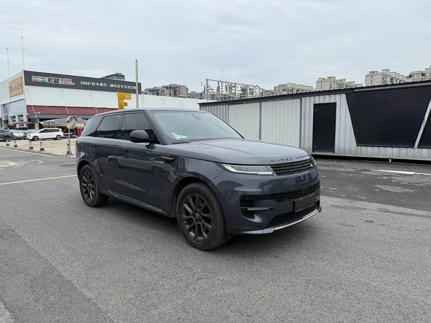 Land Rover Range Rover Sport 2023 — Photo 3/15