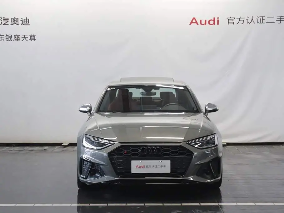 Audi S4 2024 — Photo 2/12