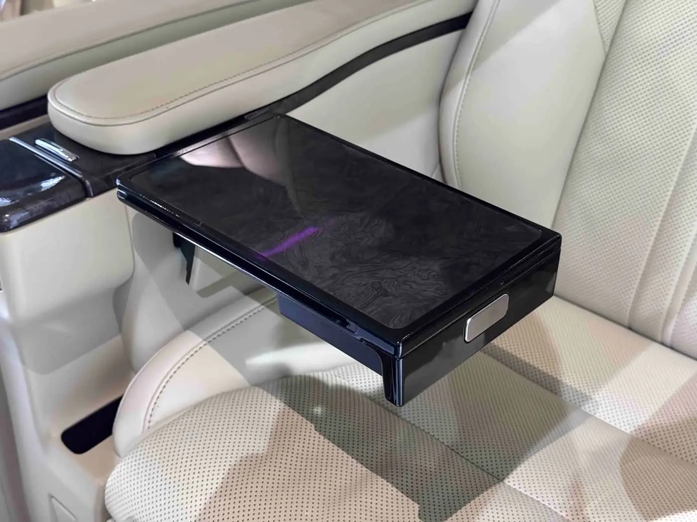 Toyota Alphard 2021 — Фото 16/20