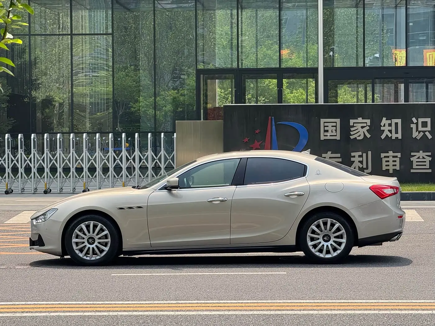 Maserati Ghibli 2016 — Şəkil 3/20