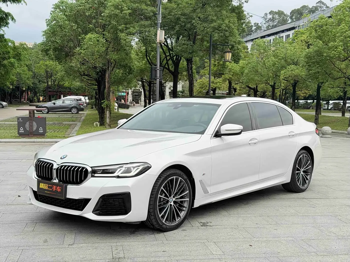 BMW 5 Series 2022 — Фото 1/13