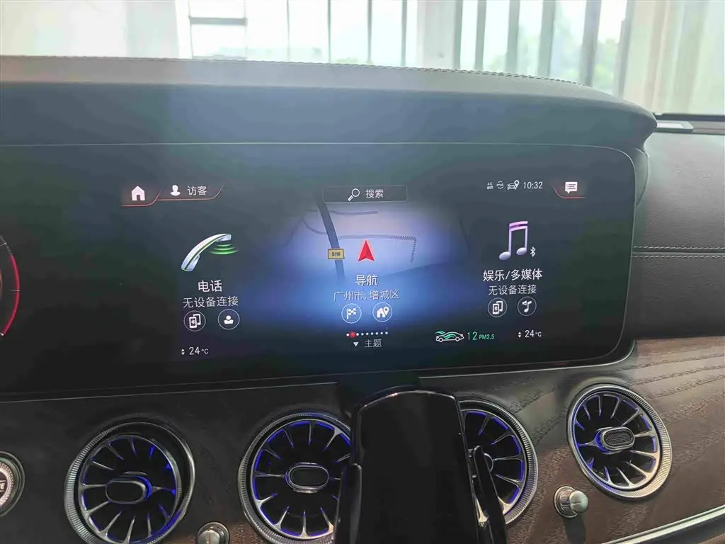 Mercedes-Benz E-Class 2023 — ფოტო 16/20