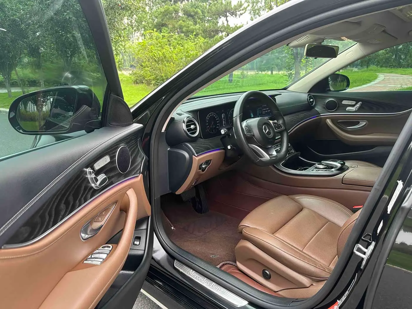 Mercedes-Benz E-Class 2019 — Фото 7/11