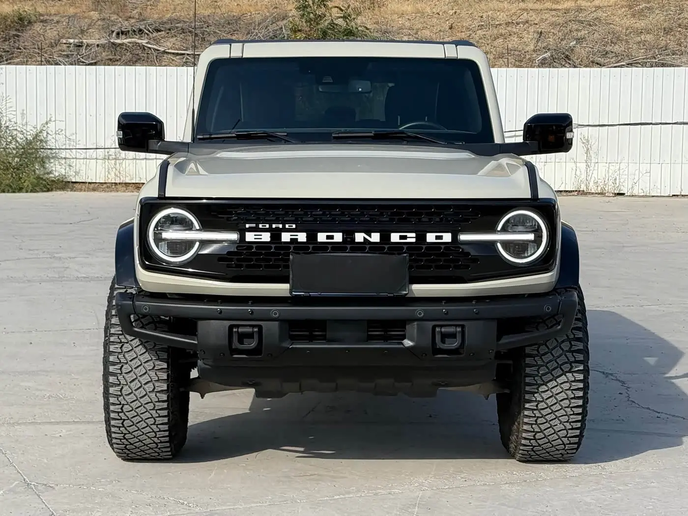 Ford Bronco 2025 — Фото 2/9