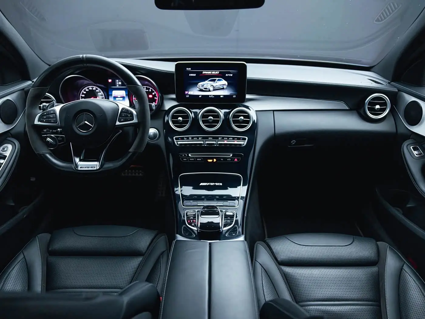 Mercedes-Benz C-Class AMG 2018 — Фото 20/20