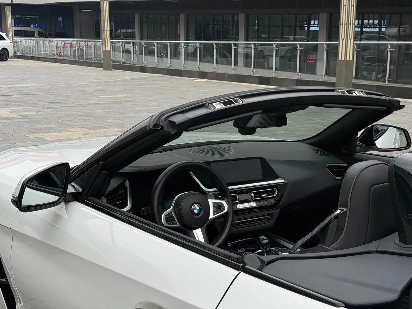 BMW Z4 2020 — Фото 4/9