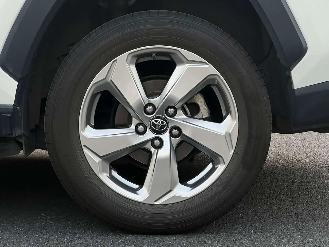 Toyota RAV4 Rongfang 2020 — Photo 15/20