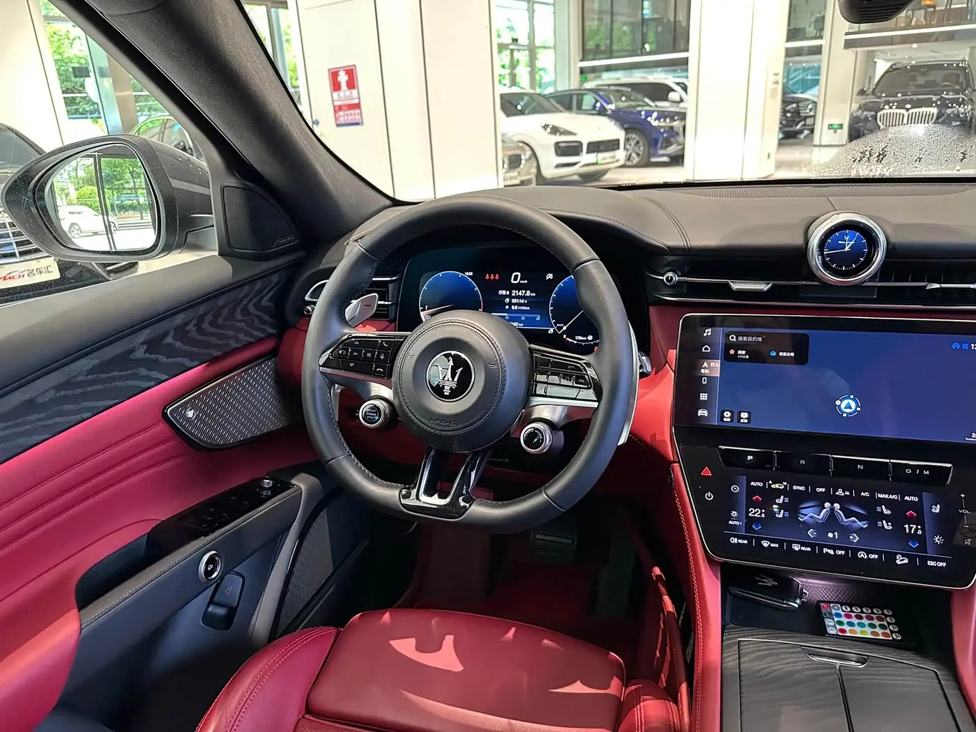 Maserati Grecale 2023 — ფოტო 6/16