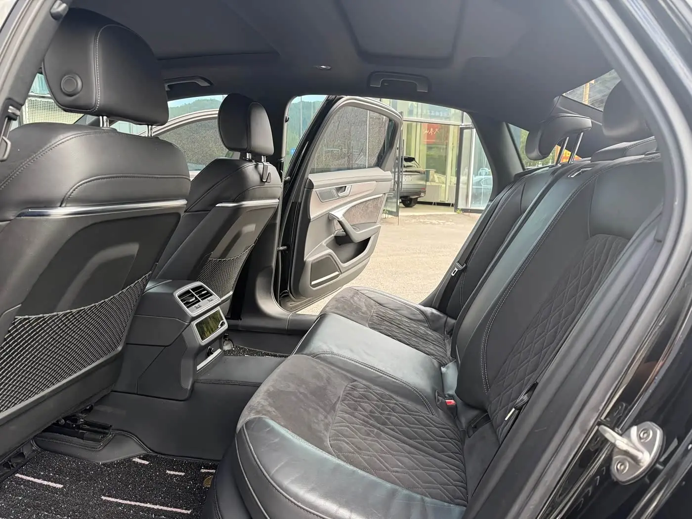 Audi A6L 2019 — Photo 8/9